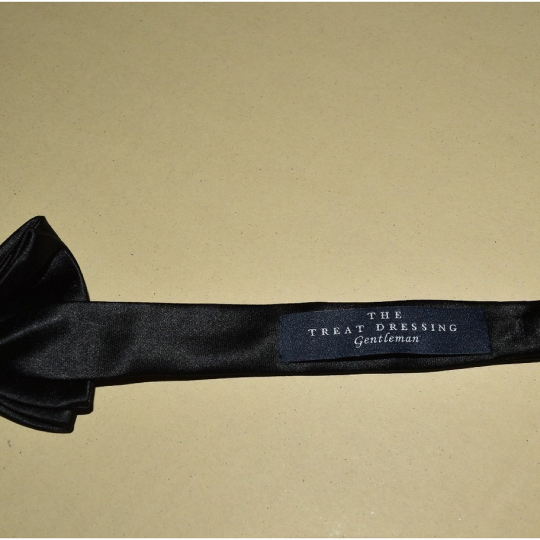 美品】トリートドレッシング 新郎小物3点セット タキシード 蝶 美品】トリートドレッシング 新郎小物3点セット タキシード 蝶