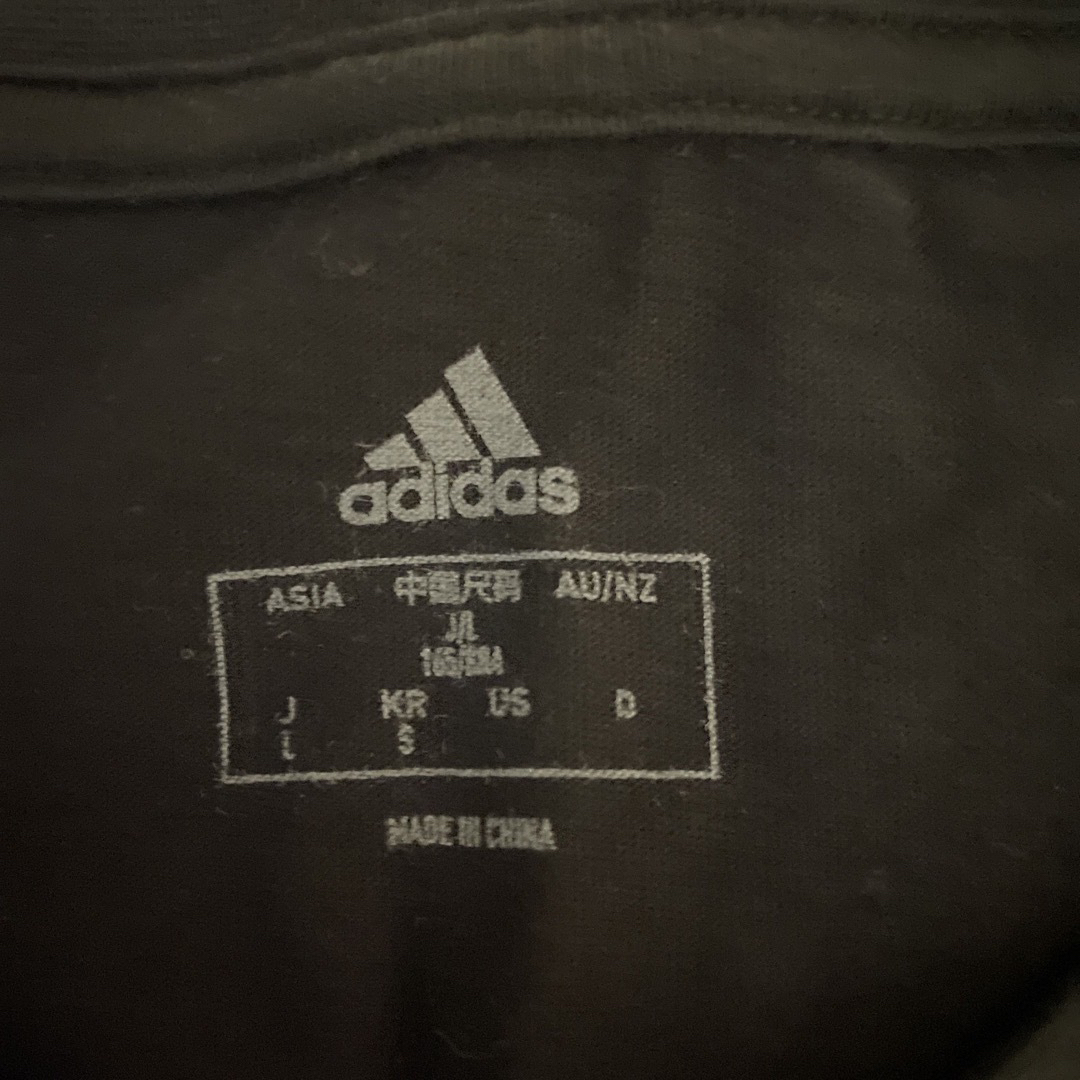 adidas(アディダス)のアディダス　プリントロゴ　半袖Tシャツ レディースのトップス(Tシャツ(半袖/袖なし))の商品写真