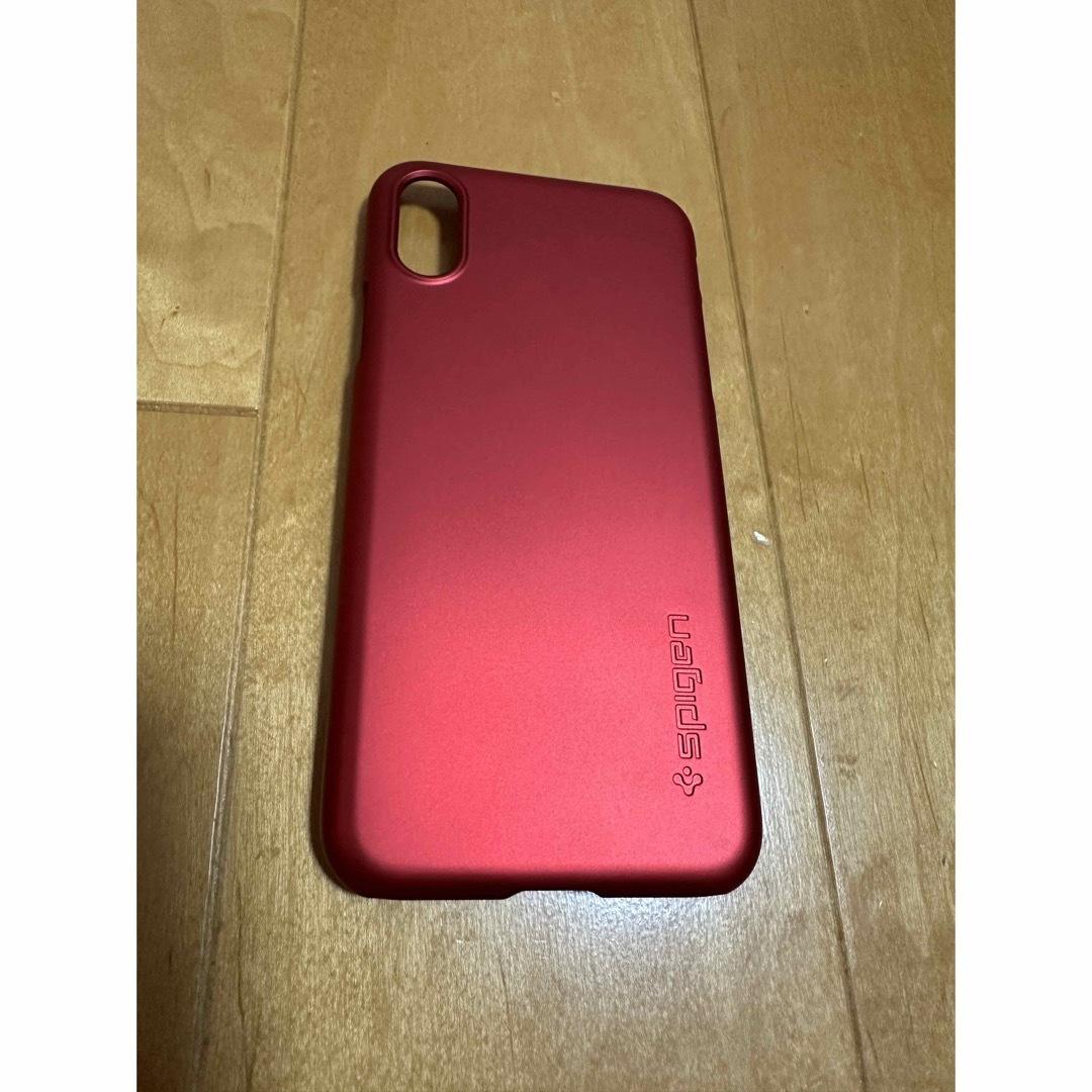 Spigen(シュピゲン)のSPIGEN 057CS22109 RED THIN FITスリムデザインケース スマホ/家電/カメラのスマホアクセサリー(iPhoneケース)の商品写真