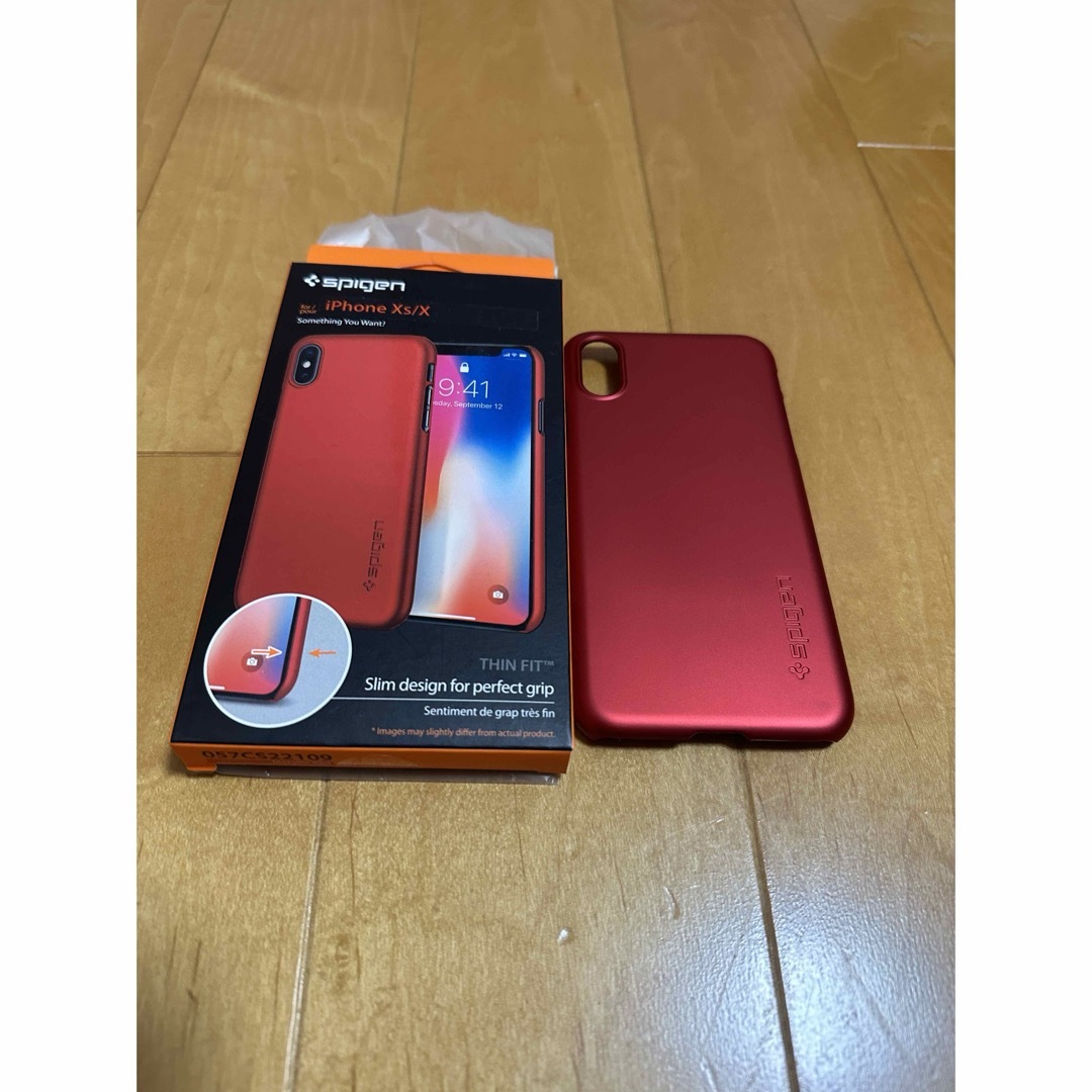 Spigen(シュピゲン)のSPIGEN 057CS22109 RED THIN FITスリムデザインケース スマホ/家電/カメラのスマホアクセサリー(iPhoneケース)の商品写真