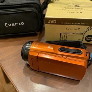 JVC Everio R GZ-RX670(ビデオカメラ)