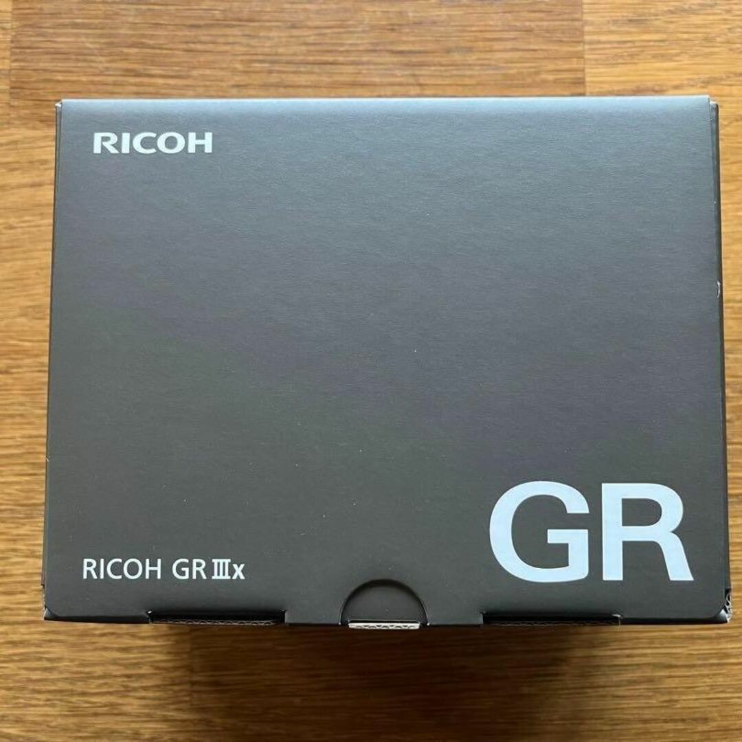 RICOH(リコー)のラスト1個！【新品・未使用】RICOH GR IIIx 3x スマホ/家電/カメラのカメラ(コンパクトデジタルカメラ)の商品写真