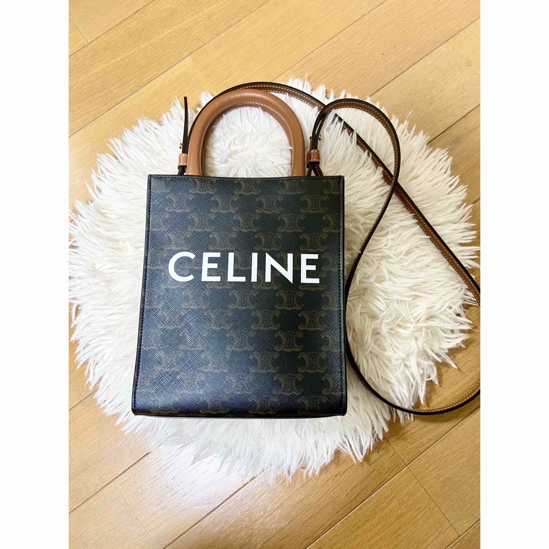 CELINE ミニバーティカルトリオンフキャンバス(カバ)ショルダーバッグ