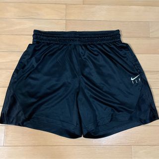 NIKE ショートパンツ(ショートパンツ)