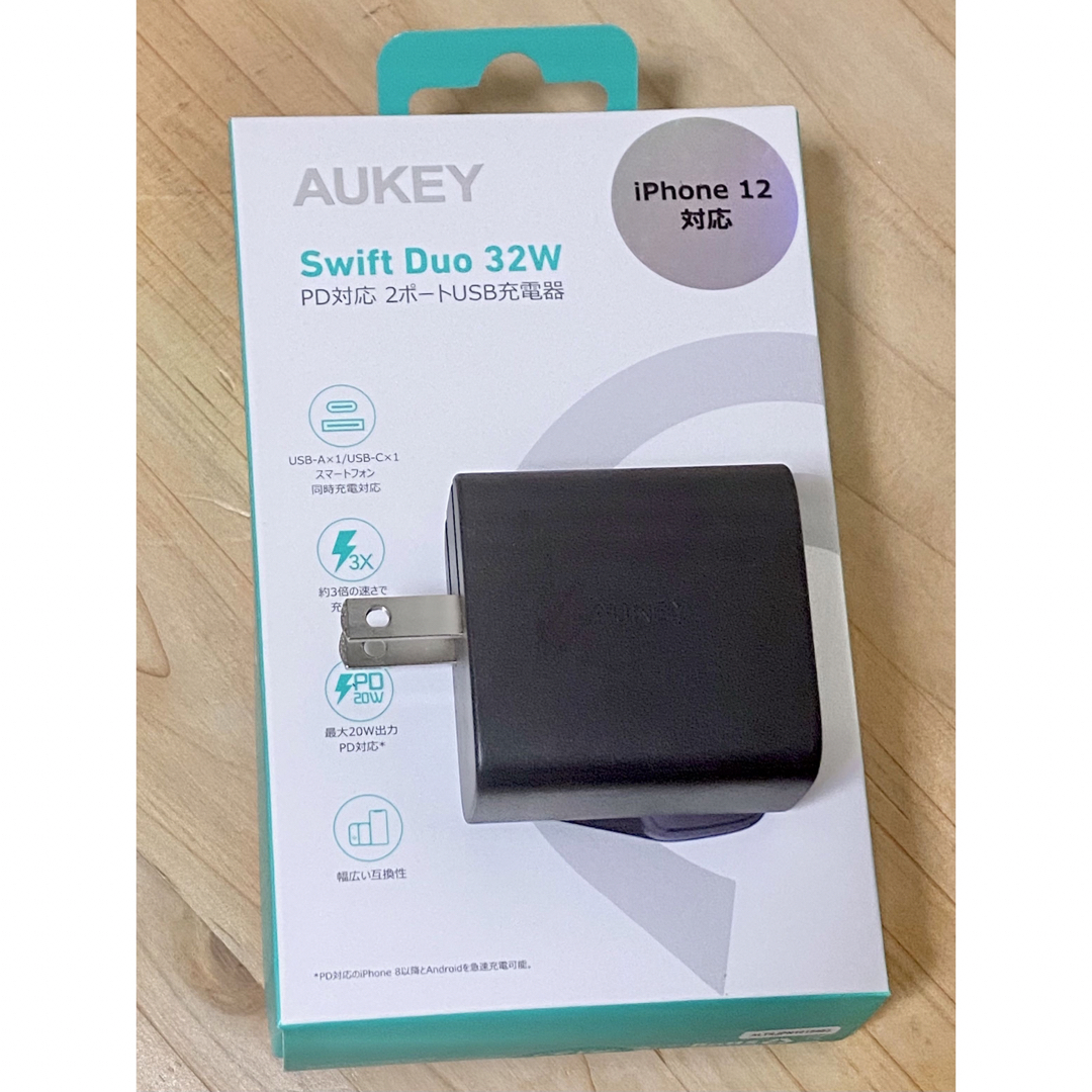 AUKEY Swift Duo 32W PD対応 2ポートUSB充電器 スマホ/家電/カメラのスマートフォン/携帯電話(バッテリー/充電器)の商品写真