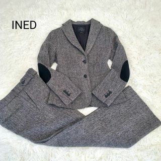 イネド(INED)の希少　イネド　セットアップ　ヘリンボーン　エルボーパッチ　ウール　パンツスーツ(スーツ)