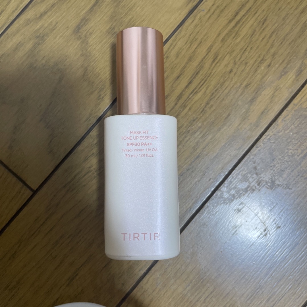 tirtir　マスクフィットTUエッセンス コスメ/美容のベースメイク/化粧品(化粧下地)の商品写真