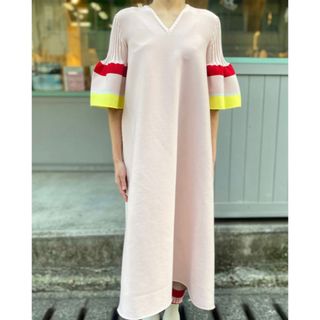 イッセイミヤケ(ISSEY MIYAKE)のCFCL カフタンドレス　22SSライトピンク(ロングワンピース/マキシワンピース)