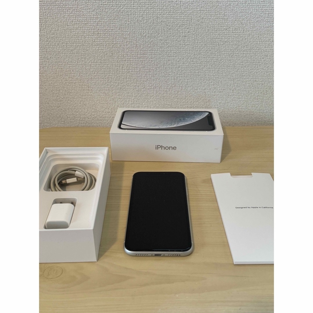 iPhone XR  white  64GB