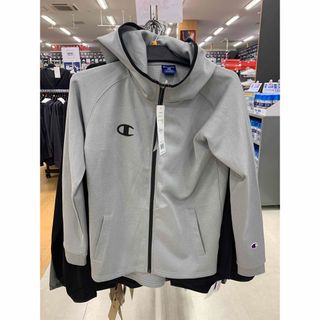 チャンピオン(Champion)の【新品/タグ付】 Champion  パーカー　 ストレッチ素材 160cm (パーカー)