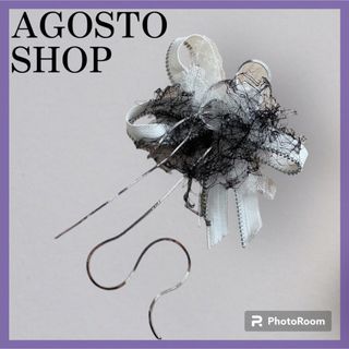 アゴストショップ(AGOSTO SHOP)の美品✨AGOSTOshop ファスナー　ラインストーン　コサージュ(ブローチ/コサージュ)