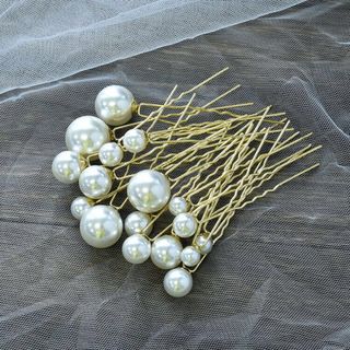 新入荷！大人気　おしゃれ　大小ランダム6種パール Uピン 18本セット(ヘアピン)