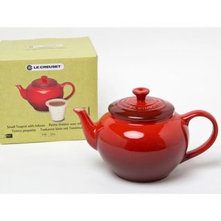 ルクルーゼ(LE CREUSET)のル･クルーゼ ティーポットカシス♡(容器)