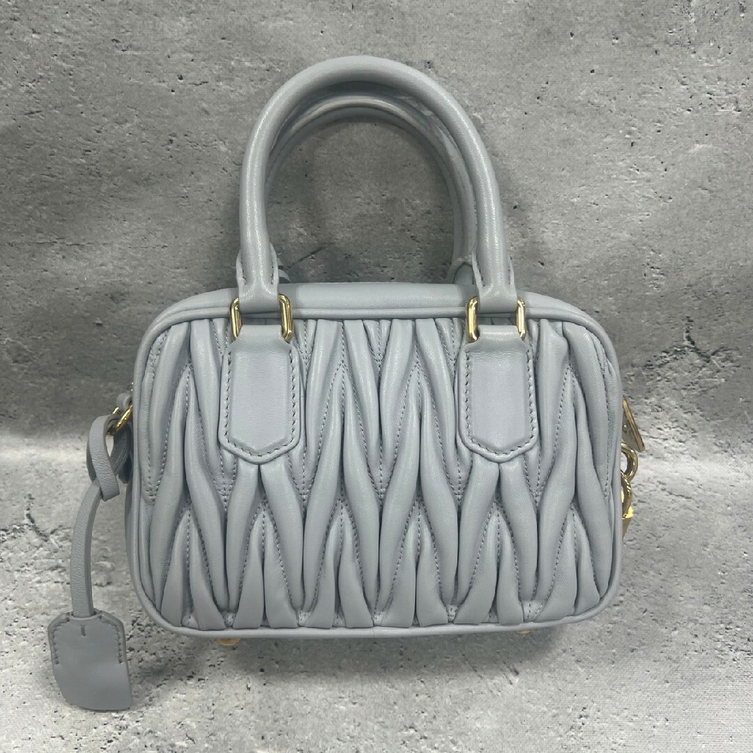 MIU MIU - ミュウミュウ アルカディ マテラッセレザーバッグ MIU MIU - ミュウミュウ アルカディ マテラッセレザーバッグ