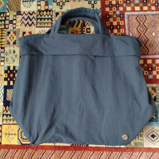 ルルレモン(lululemon)の【美品】Lululemon On My Level  Bag 19L(トートバッグ)