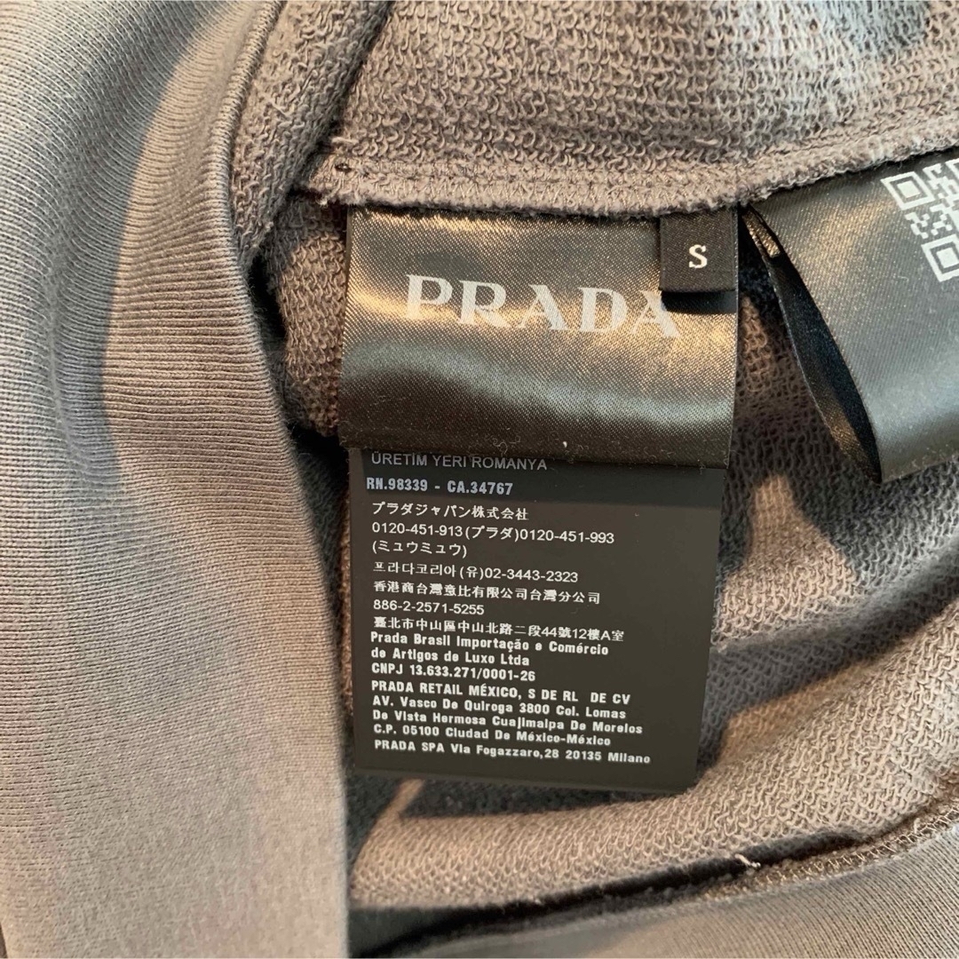 新品タグ付　プラダPRADA パーカー　グレー　マテリアル　フーディ　男女兼用