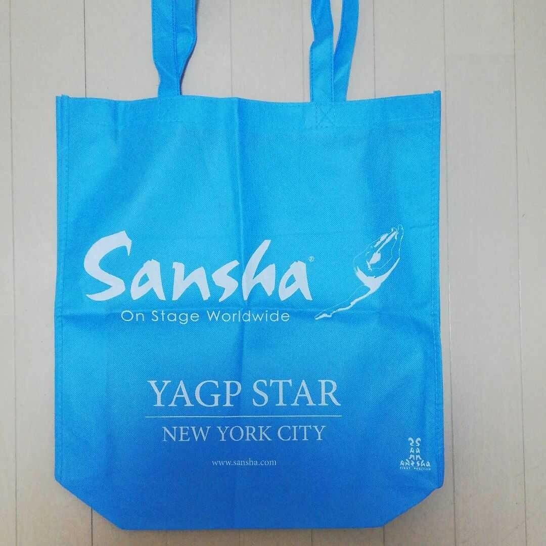 ニューヨーク　sansha 不織布トート　バレエファン レディースのバッグ(トートバッグ)の商品写真