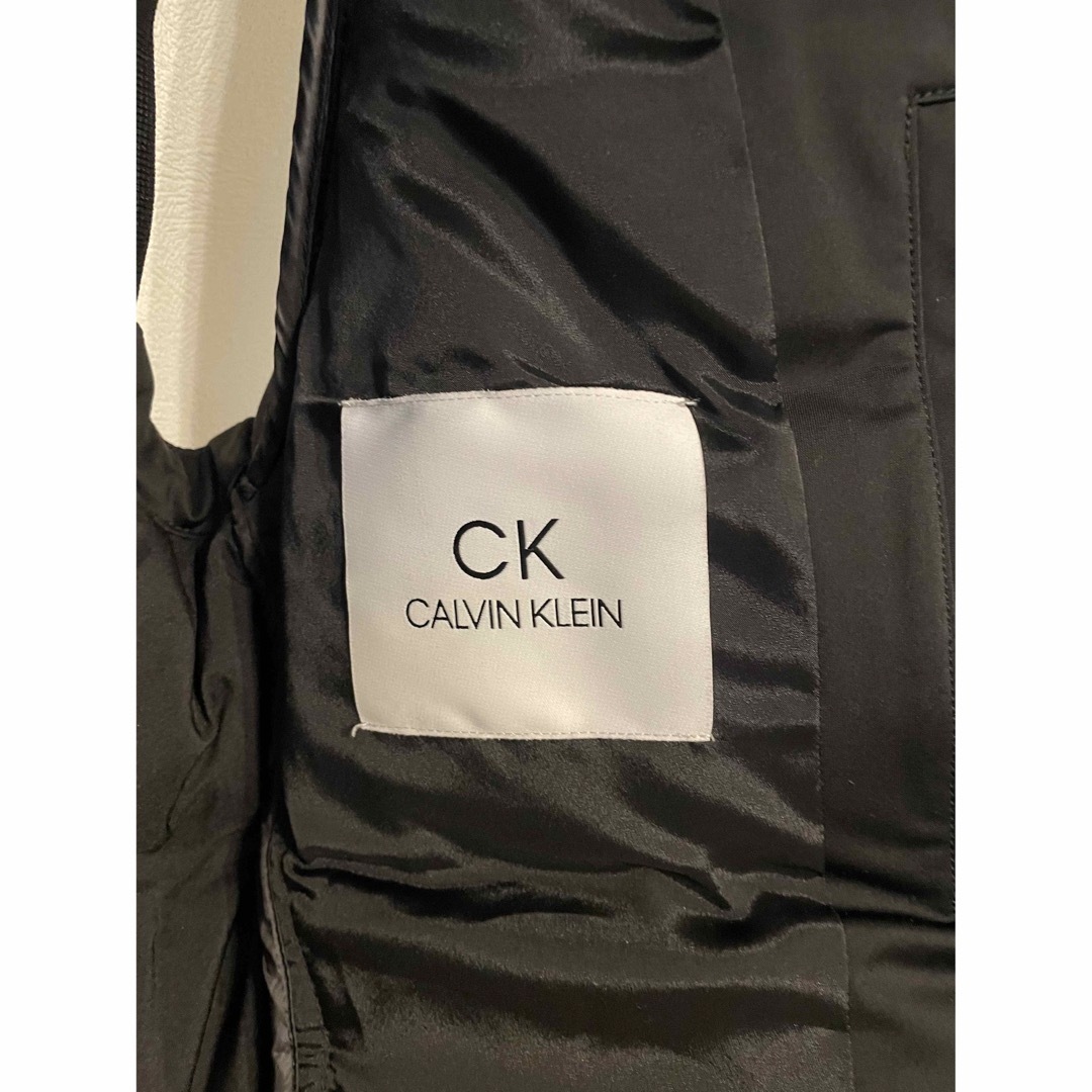 Calvin Klein(カルバンクライン)のCalvin Klein ダウンベスト レディースのジャケット/アウター(ダウンベスト)の商品写真