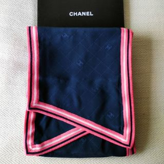 シャネル(CHANEL)の新品★CHANELシャネル 2018 クリスマス 顧客限定 ストール スカーフ(ストール/パシュミナ)