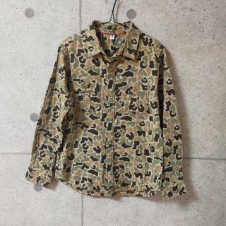 ユニクロ(UNIQLO)の【140】美品！UNIQLO★ユニクロ★迷彩柄★カモフラージュ★ネルシャツ★長袖(ジャケット/上着)