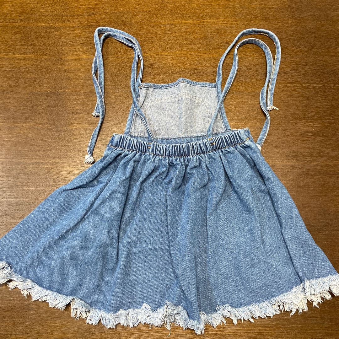 Bee(ビー)のデニムワンピース　100 キッズ/ベビー/マタニティのキッズ服女の子用(90cm~)(ワンピース)の商品写真