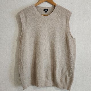 ユニクロ(UNIQLO)のニットベスト(ベスト)