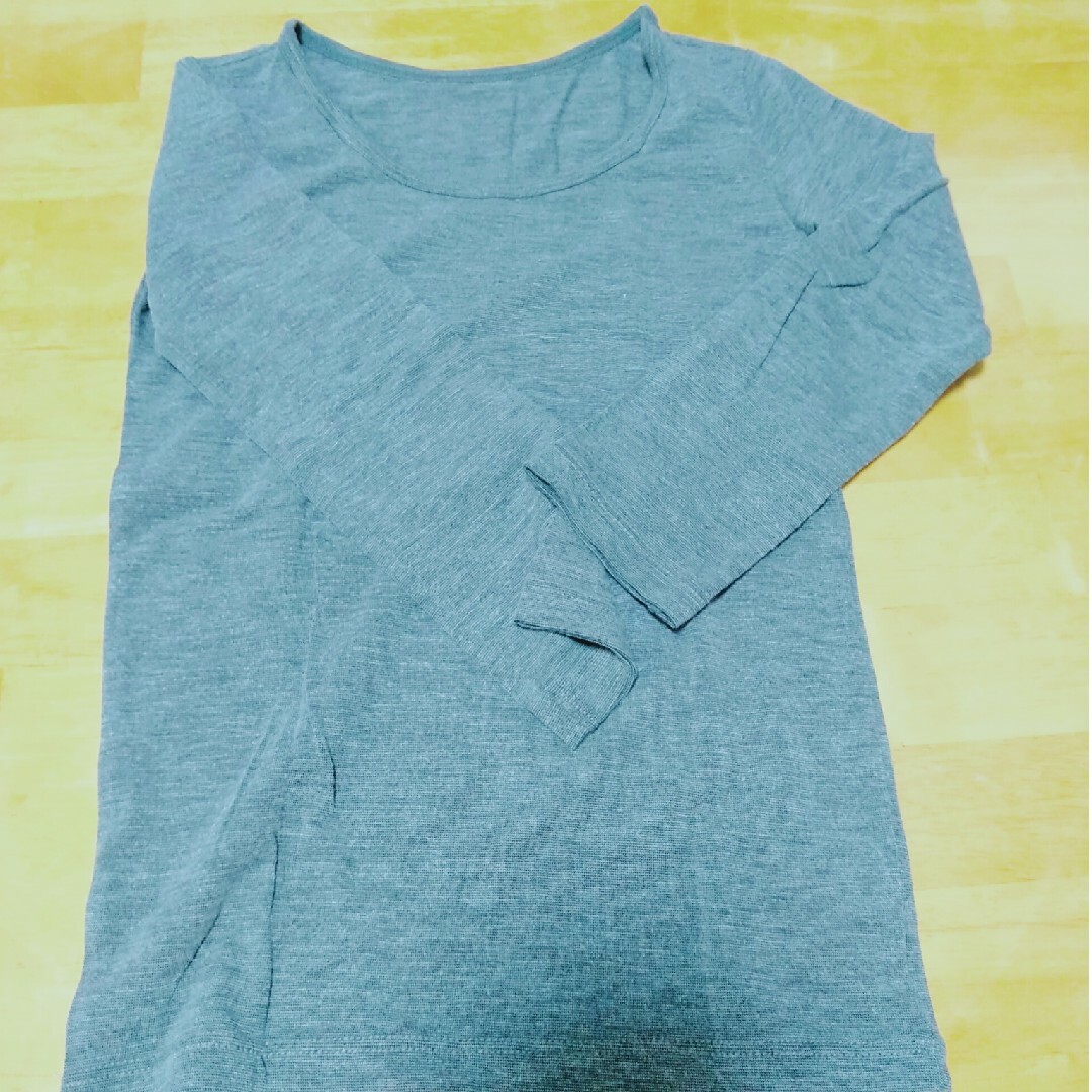 ヒートテック キッズ/ベビー/マタニティのキッズ服女の子用(90cm~)(Tシャツ/カットソー)の商品写真