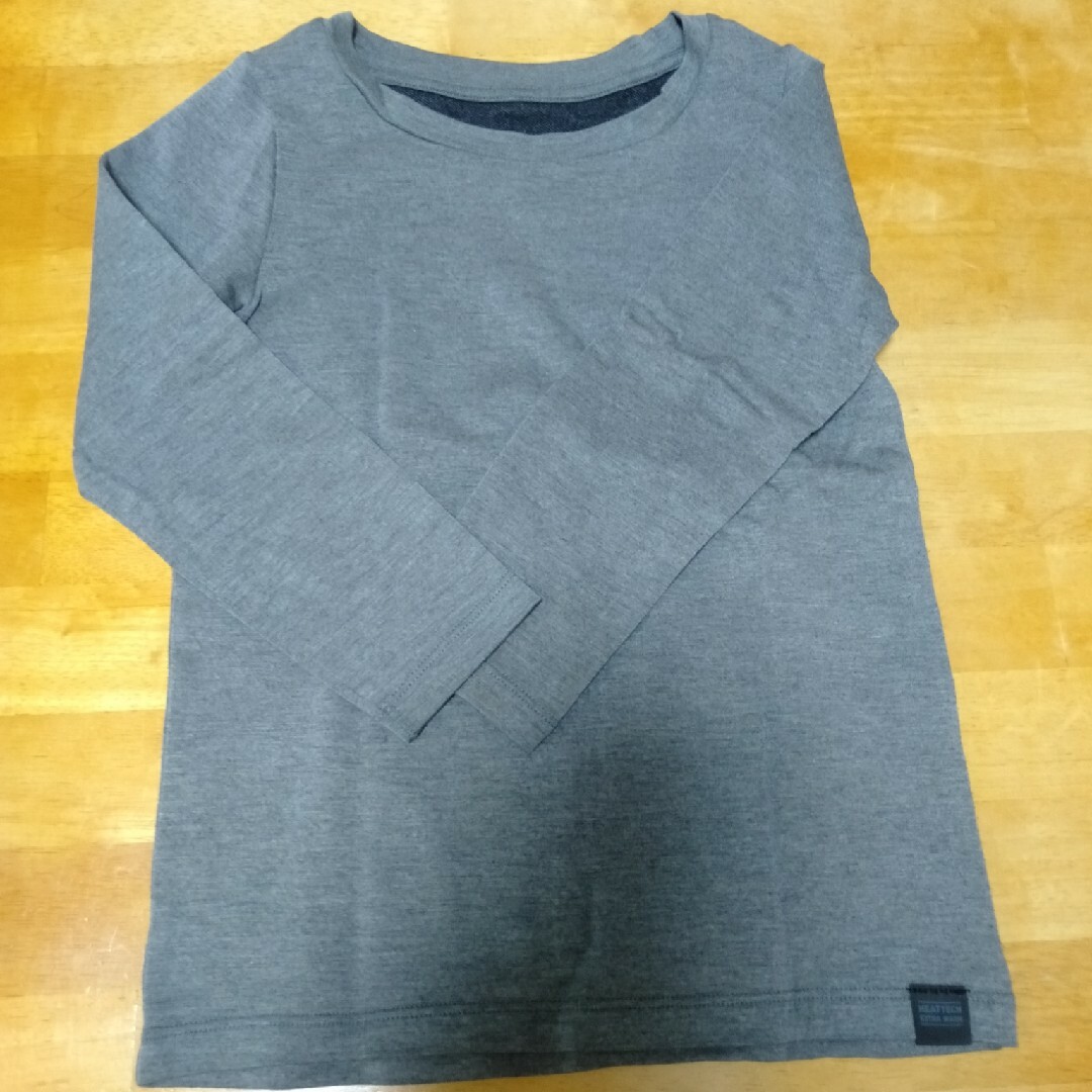 ユニクロのヒートテック（110cm） キッズ/ベビー/マタニティのキッズ服女の子用(90cm~)(Tシャツ/カットソー)の商品写真