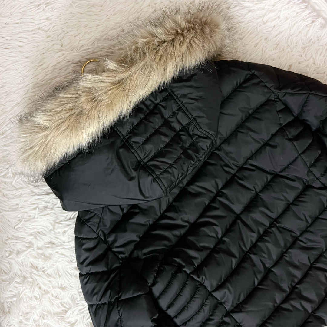 ZARA(ザラ)のザラ ダウンコート ダウンジャケット フード ファー 黒 ブラック リブ袖 レディースのジャケット/アウター(ダウンジャケット)の商品写真
