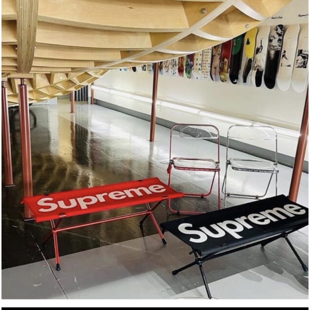 Supreme / Helinox Bench One "Red"