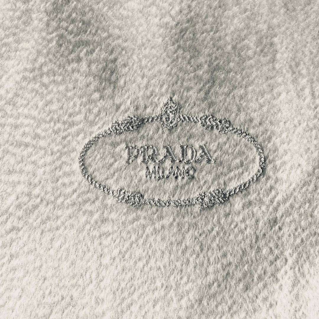 PRADA - プラダ PRADA マフラー ストール カシミヤ100%の通販 by