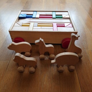 ボーネルンド(BorneLund)のBorneLund  積み木 オリジナル カラー 木製 木箱付き(知育玩具)