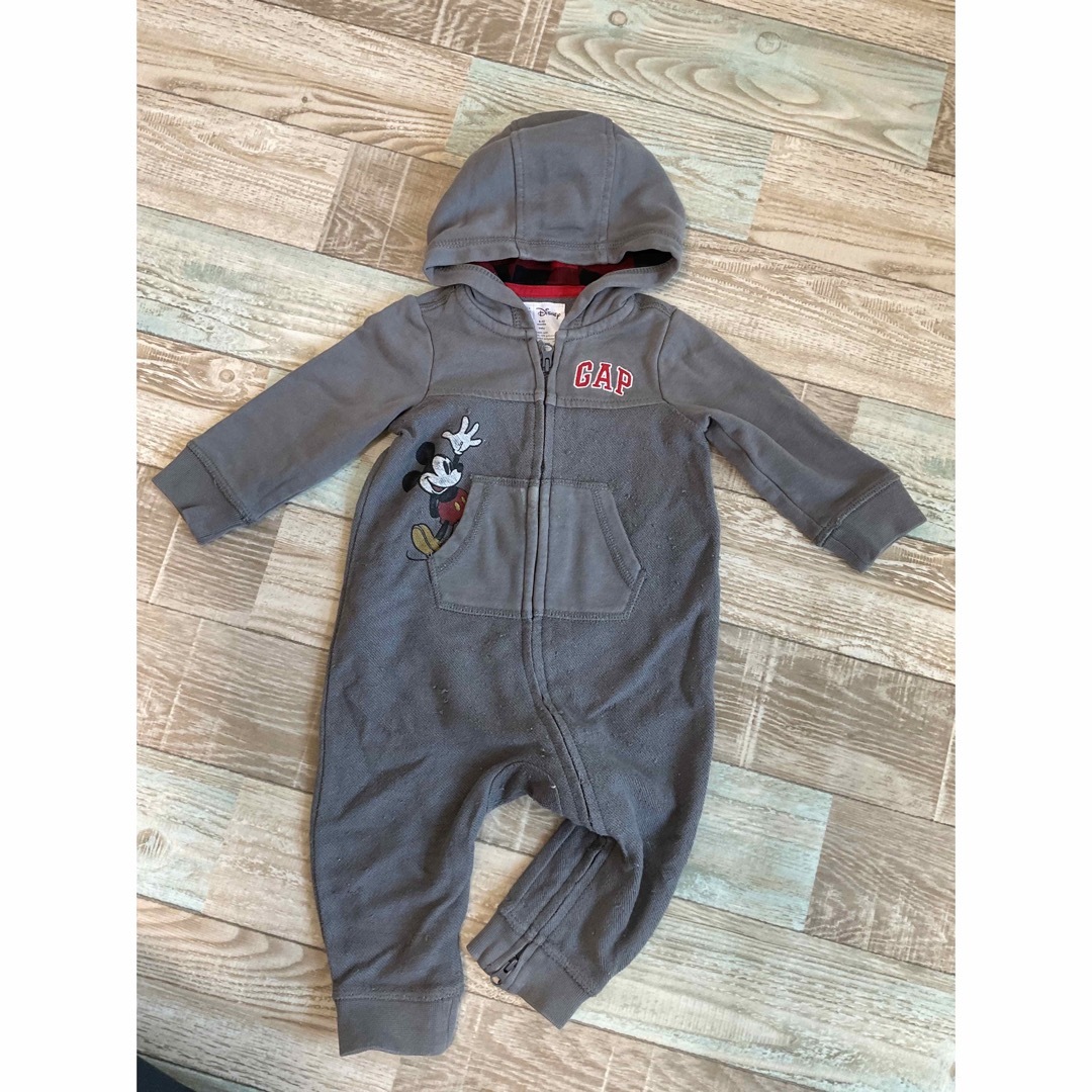 babyGAP(ベビーギャップ)のbaby GAP 80サイズ　カバーオール キッズ/ベビー/マタニティのベビー服(~85cm)(カバーオール)の商品写真