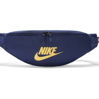 ナイキ(NIKE)の【新品未使用】NIKE ボディバッグ　DB0490 ネイビー(ボディーバッグ)