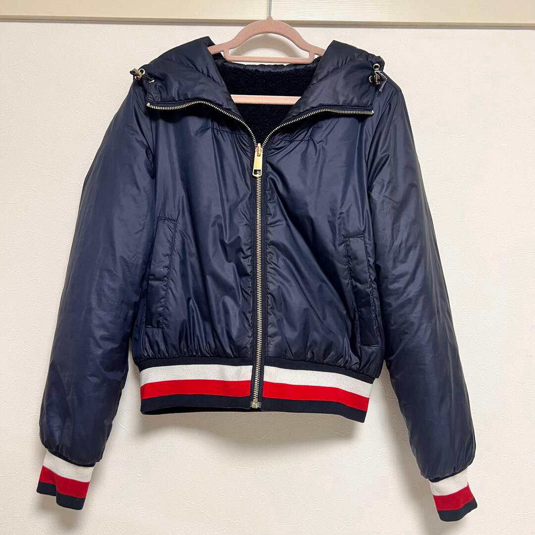 TOMMY HILFIGER(トミーヒルフィガー)の【美品　クリーニング済】 TOMMY HILFIGER リバーシブルジャケット レディースのジャケット/アウター(ブルゾン)の商品写真