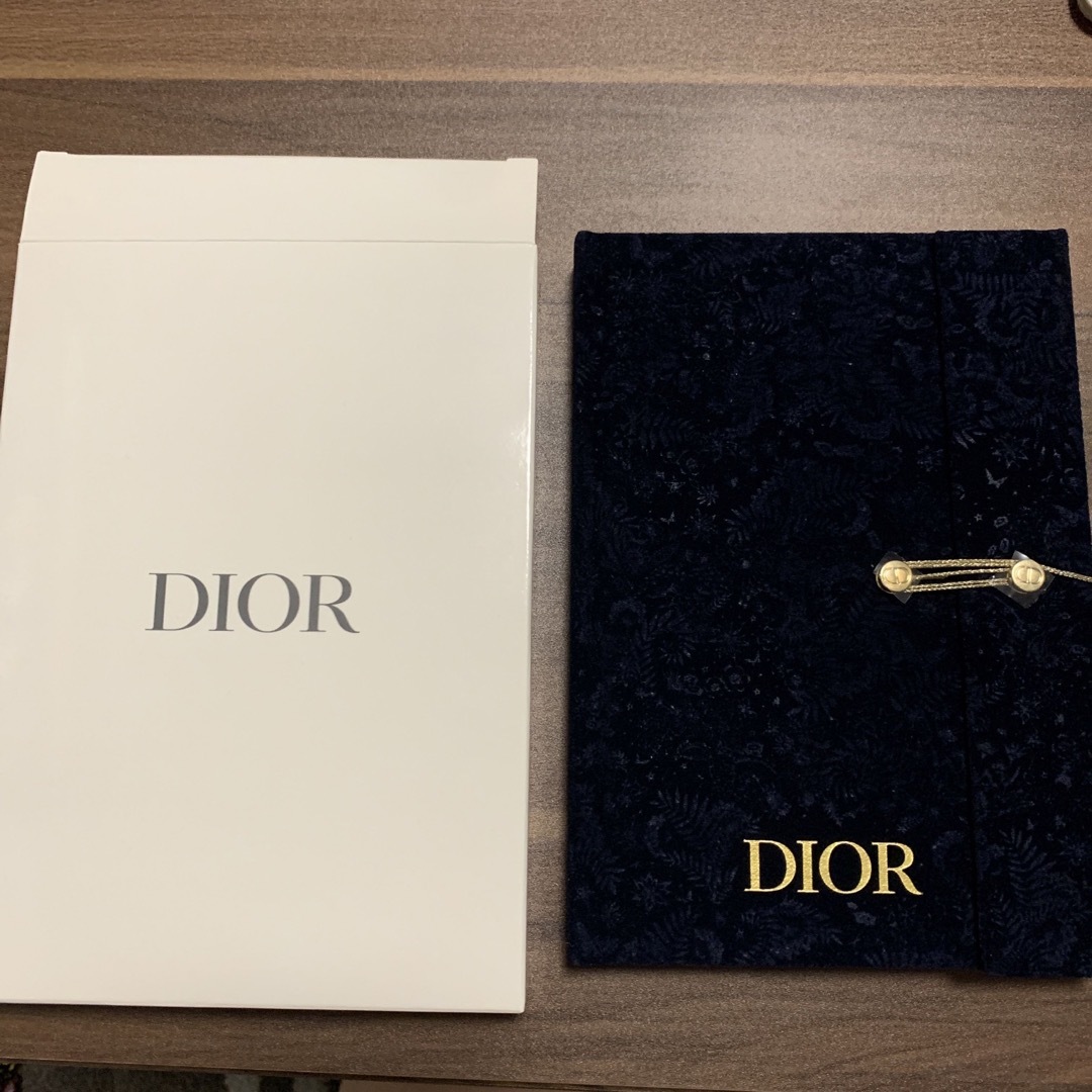 Christian Dior(クリスチャンディオール)のディオール　ノベルティ　ノート エンタメ/ホビーのコレクション(ノベルティグッズ)の商品写真