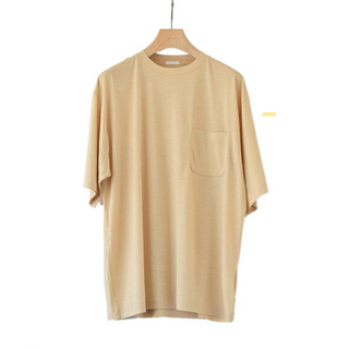 コモリ(COMOLI)のcomoli 22ss ウール天竺 Tシャツ ベージュ サイズ2(Tシャツ/カットソー(半袖/袖なし))