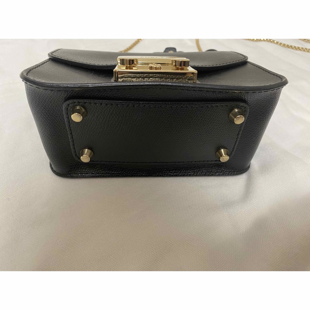 Furla(フルラ)のFURLA フルラ メトロポリタン 黒 チェーン ショルダーバッグ レディースのバッグ(ショルダーバッグ)の商品写真