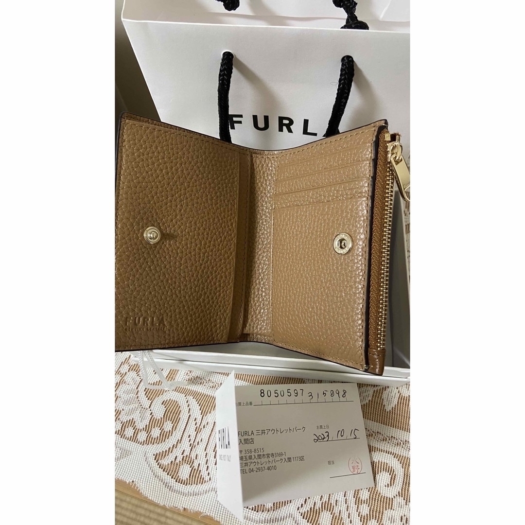 新品未使用 FURLA 折りたたみ財布