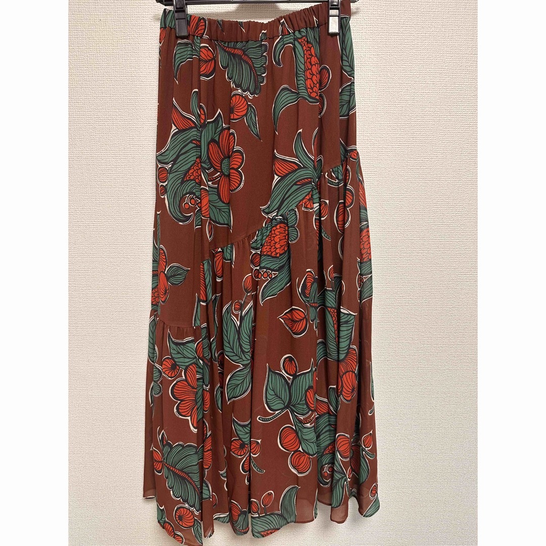 GRACE CONTINENTAL(グレースコンチネンタル)の◾︎フラワースカート◾︎グレースコンチネンタル◾︎ レディースのスカート(ロングスカート)の商品写真