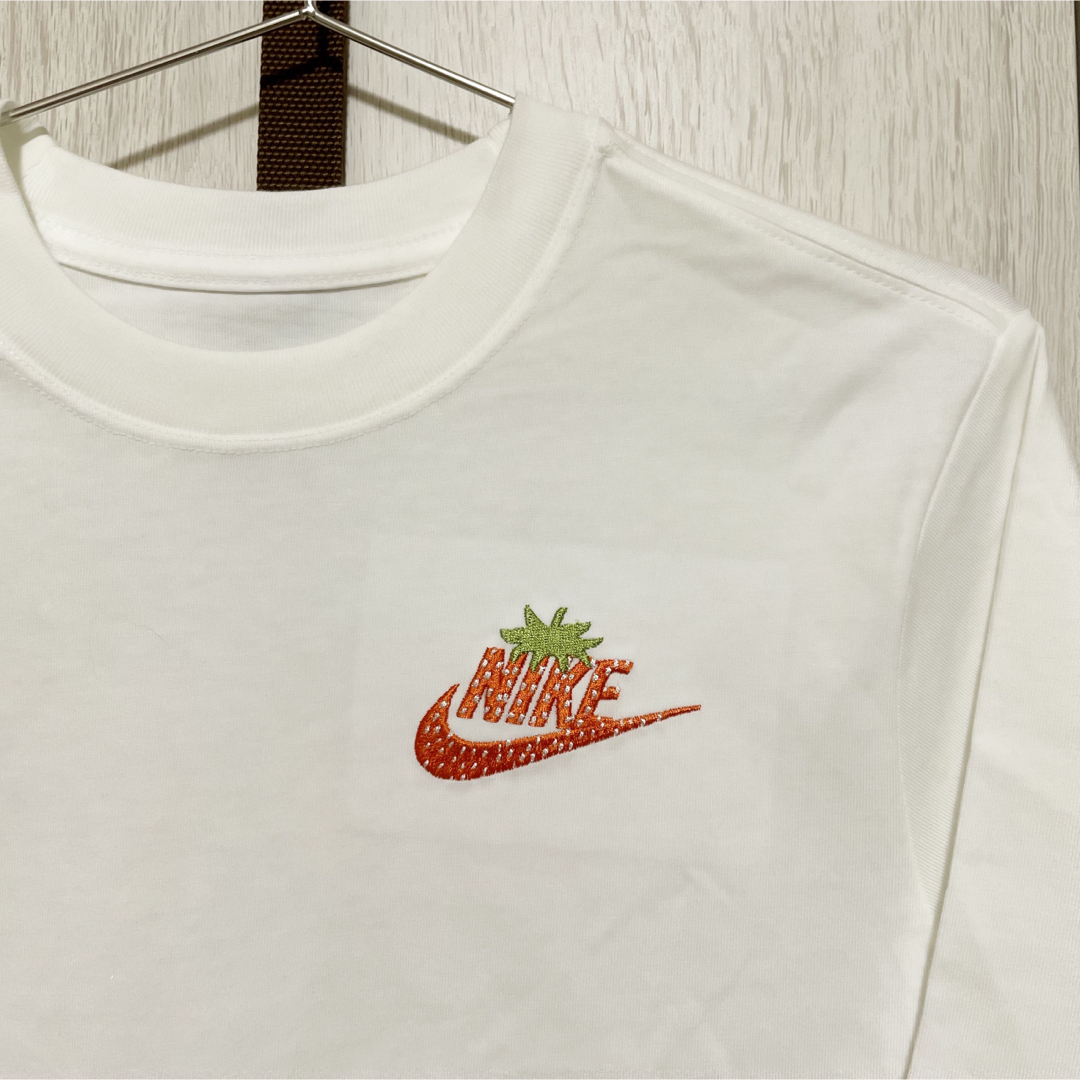 新品★NIKE★いちご柄★半袖★tシャツ★Lサイズ