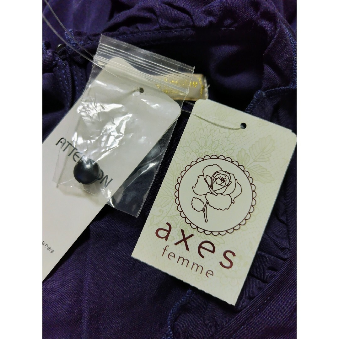 axes femme(アクシーズファム)のaxesfemme アクシーズファム フロント刺繍長袖ワンピース レディースのワンピース(ひざ丈ワンピース)の商品写真