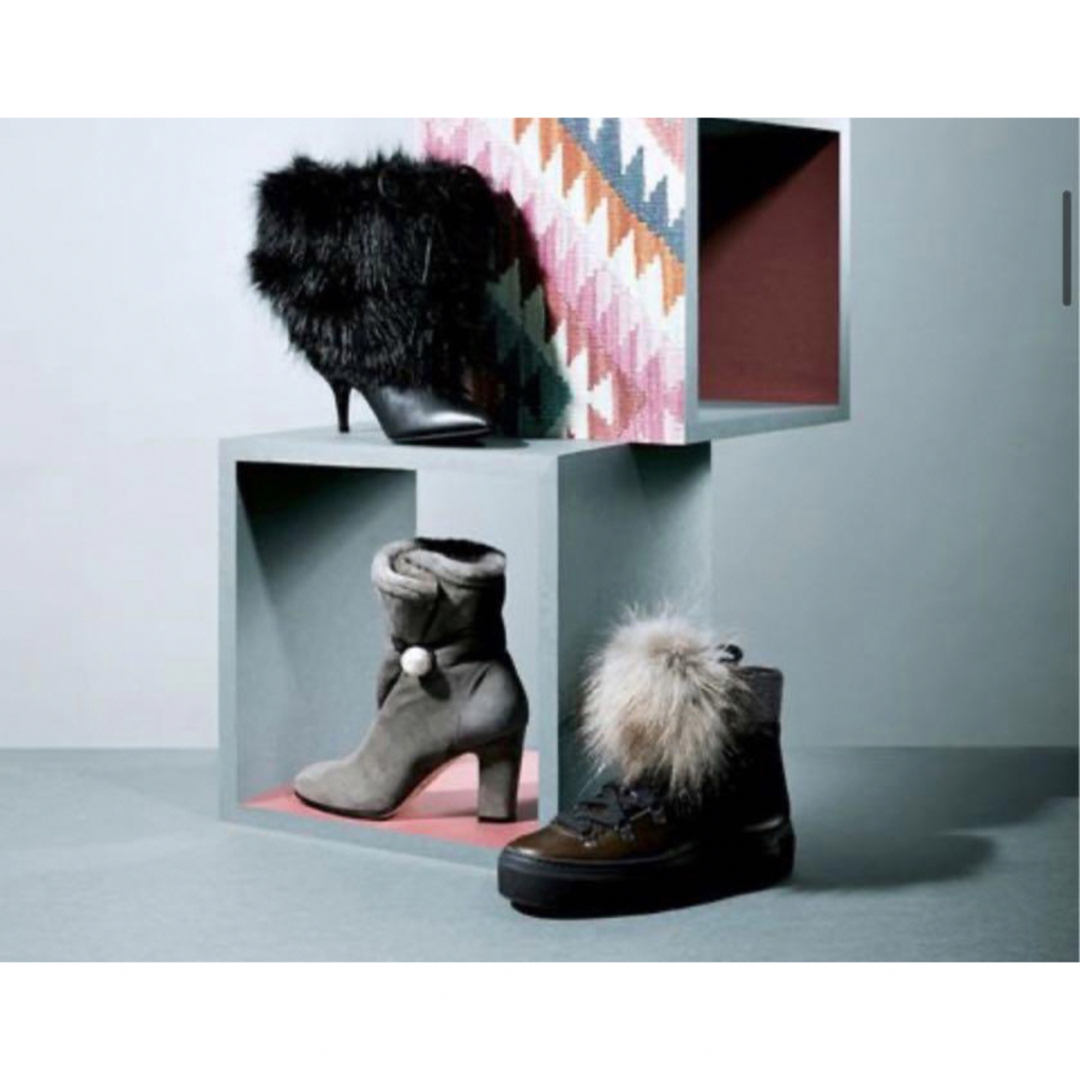 Emporio Armani - 【超美品】エンポリオアルマーニ 定価85000円 ファー