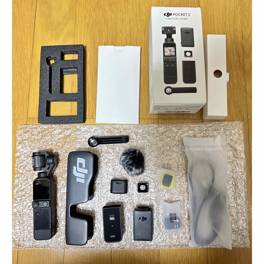 Inspire（DJI）(インスパイア)のおまけ付き　DJI POCKET2 Creatorコンボ　Combo 美品 スマホ/家電/カメラのカメラ(ビデオカメラ)の商品写真