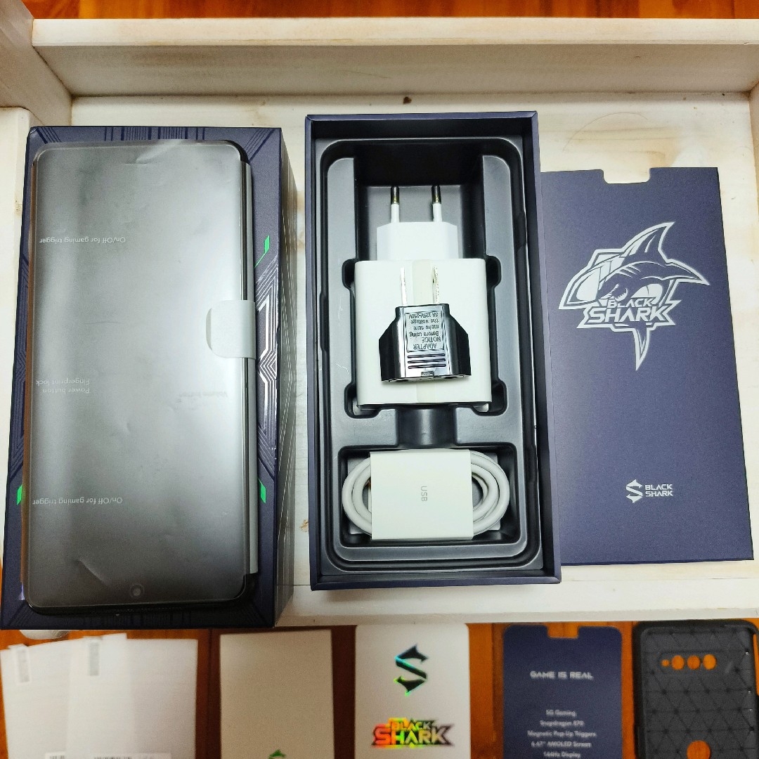 Xiaomi - BLACK SHARK 4 12GB/256GBの通販 by Jack's shop|シャオミ