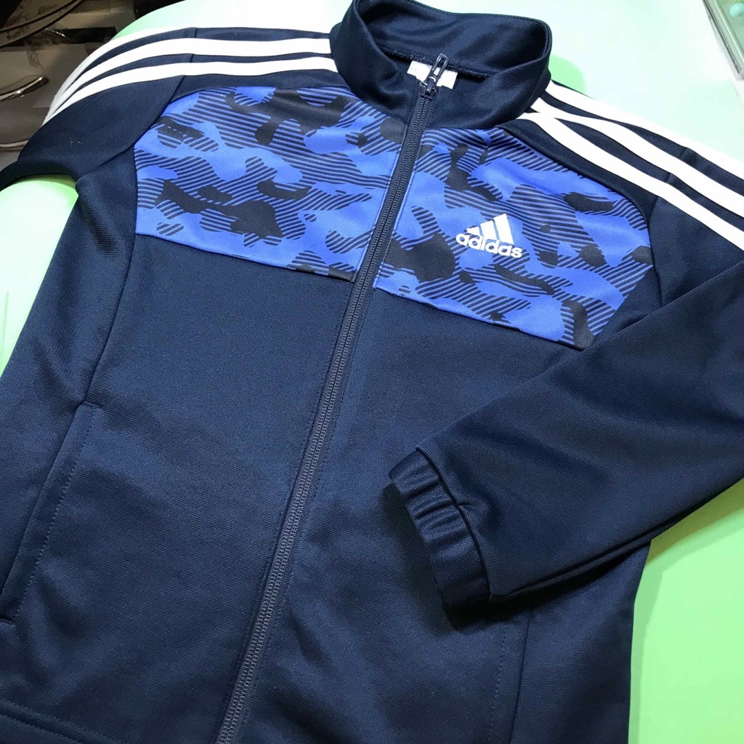 adidas(アディダス)のアディダス…男の子ジャンパー…(120センチ) キッズ/ベビー/マタニティのキッズ服男の子用(90cm~)(ジャケット/上着)の商品写真