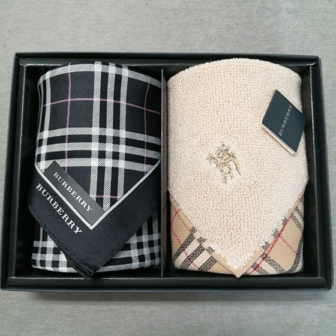 BURBERRY(バーバリー)の♪【新品未使用】BURBERRY  ハンカチ タオルハンカチセット♪ レディースのファッション小物(ハンカチ)の商品写真