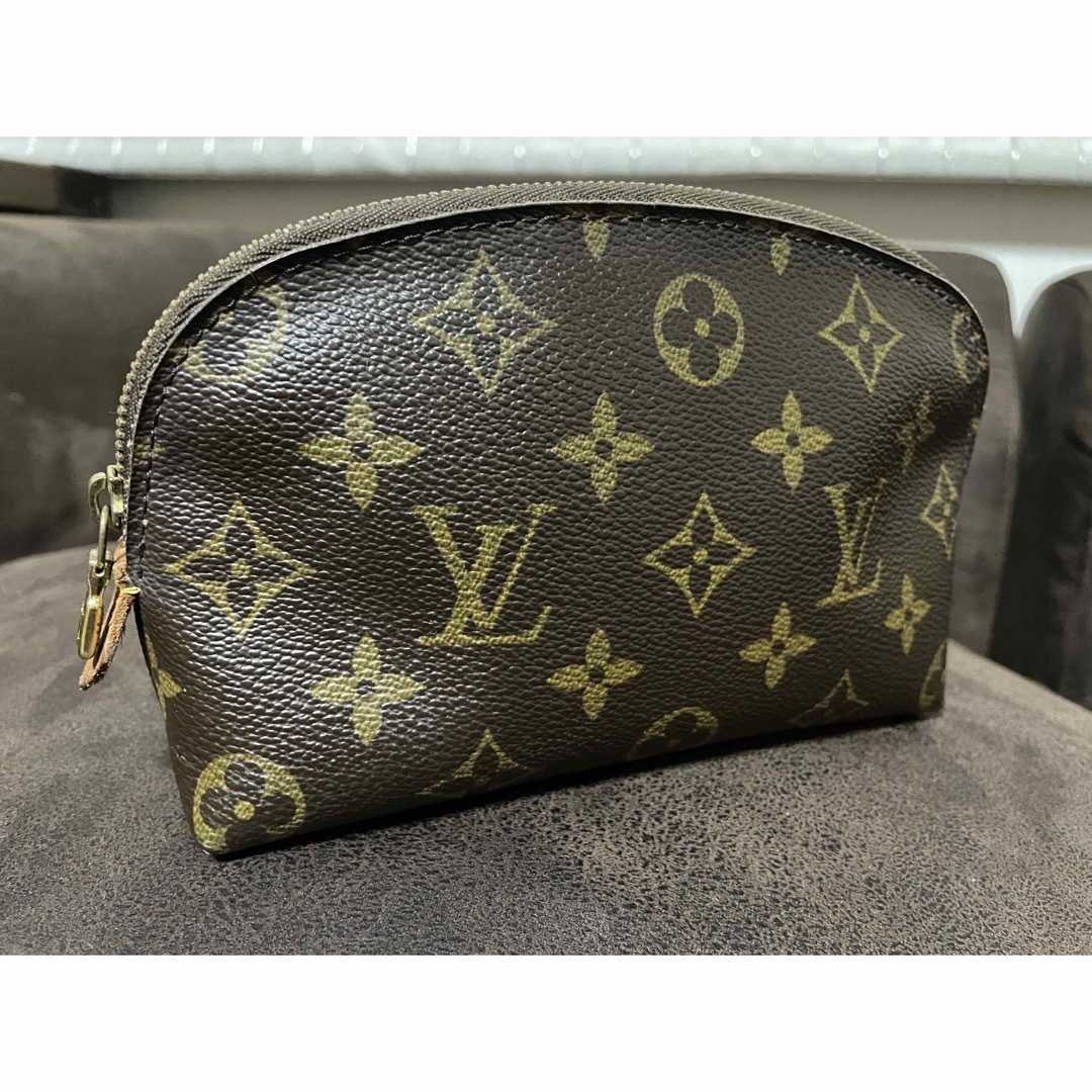 LOUIS VUITTON(ルイヴィトン)のルイヴィトン ポーチ モノグラム M47515  化粧ポーチ レディースのファッション小物(ポーチ)の商品写真