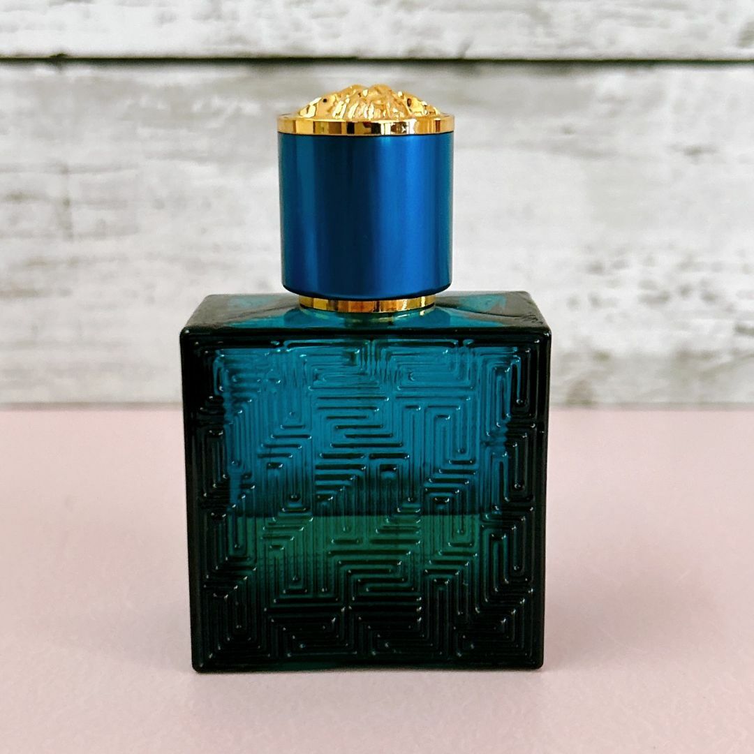 VERSACE - ヴェルサーチ エロス 香水 VERSACE ヴェルサーチェ 30ml
