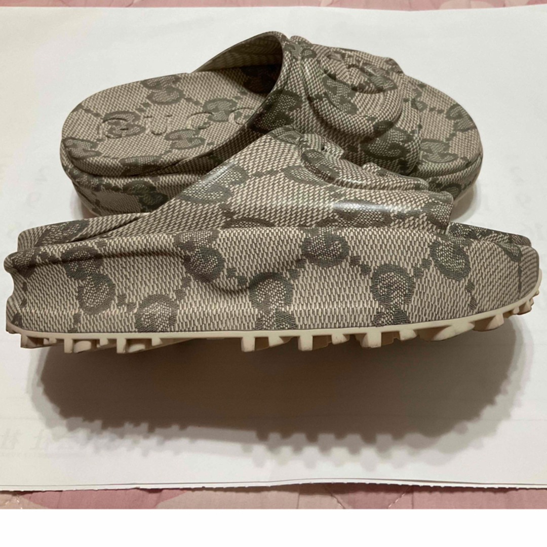 Gucci(グッチ)の本物希少　GUCCIスライドサンダル　GG柄　34 レディースの靴/シューズ(サンダル)の商品写真